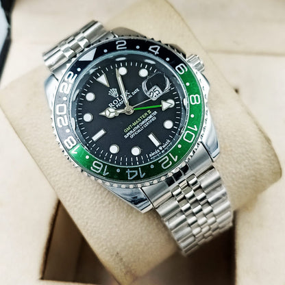 Two-Tone Bezel GMT-Style Men's Watch Silver Jubilee Strap