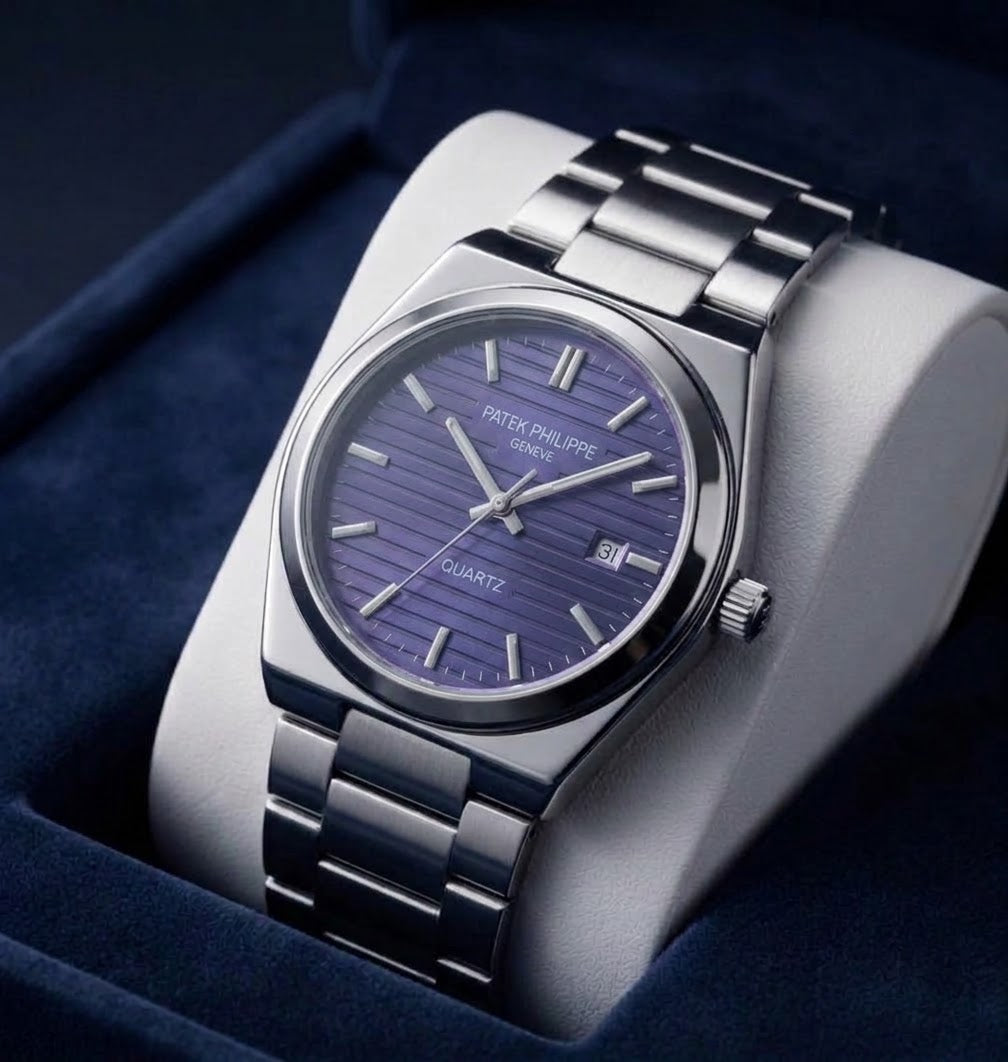 Men’s Premium Stainless Steel Quartz Watch with Date Display – Slim Classic Dress Watch