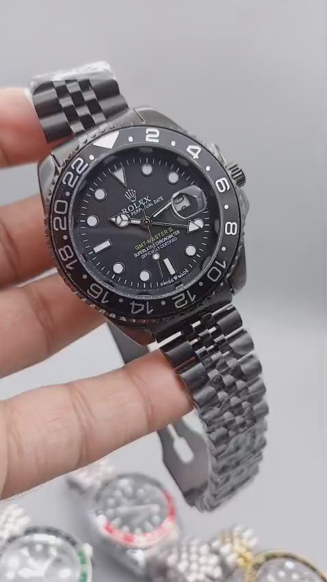 Two-Tone Bezel GMT-Style Men's Watch Silver Jubilee Strap